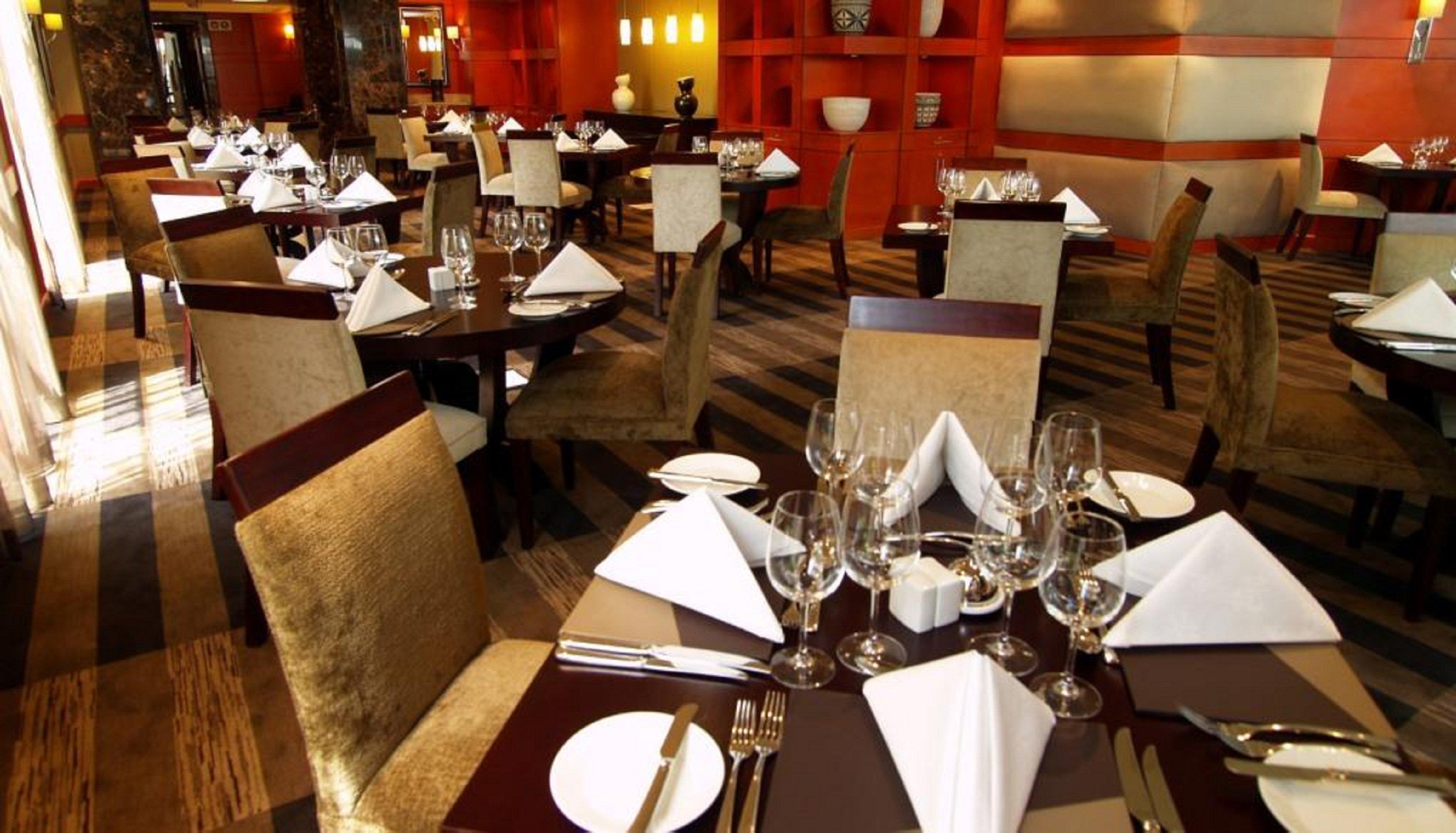Intercontinental Johannesburg Or Tambo Airport Hotel By Ihg Kempton Park Extérieur photo The interior of the restaurant