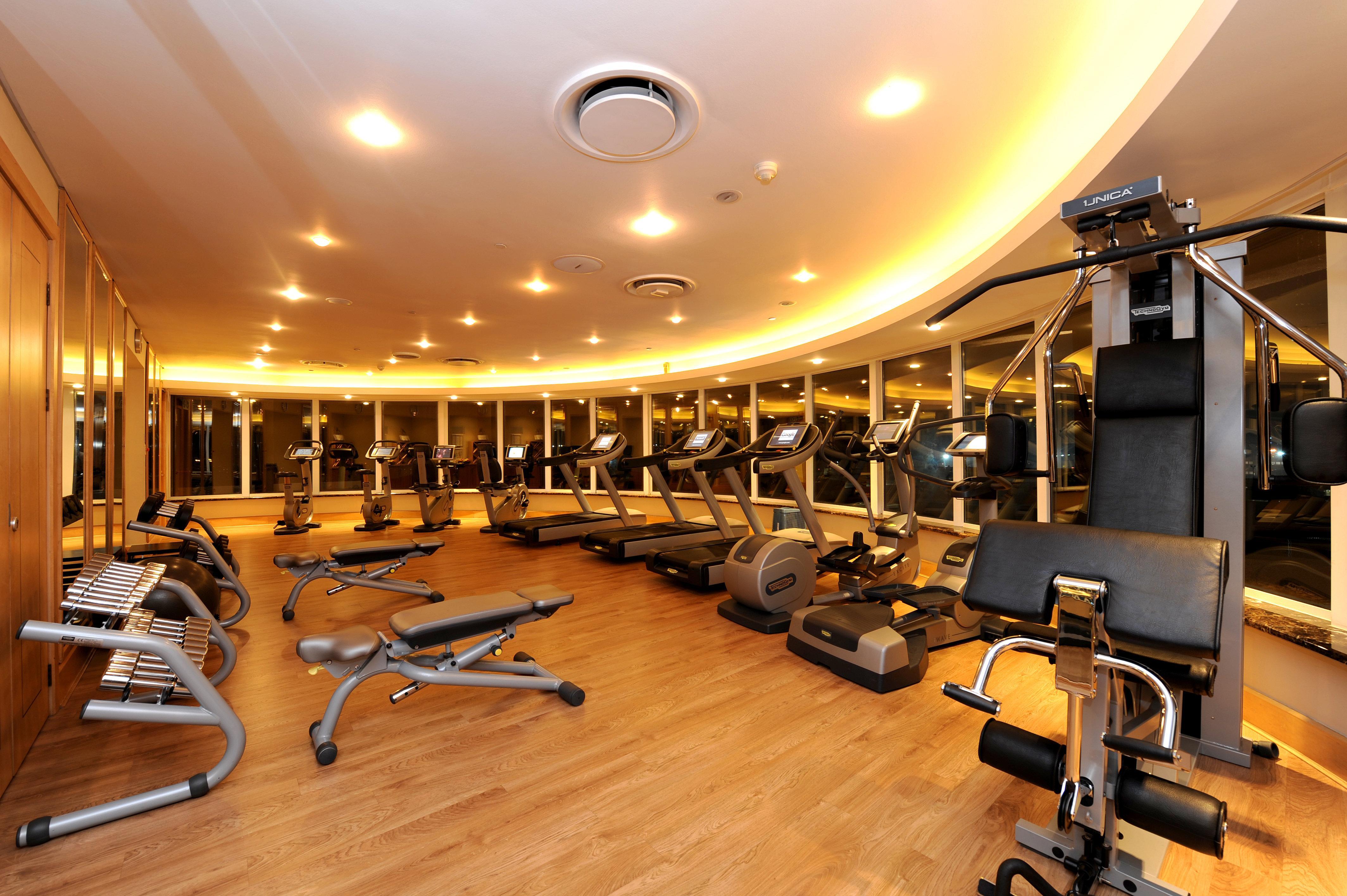 Intercontinental Johannesburg Or Tambo Airport Hotel By Ihg Kempton Park Extérieur photo A gym in a hotel