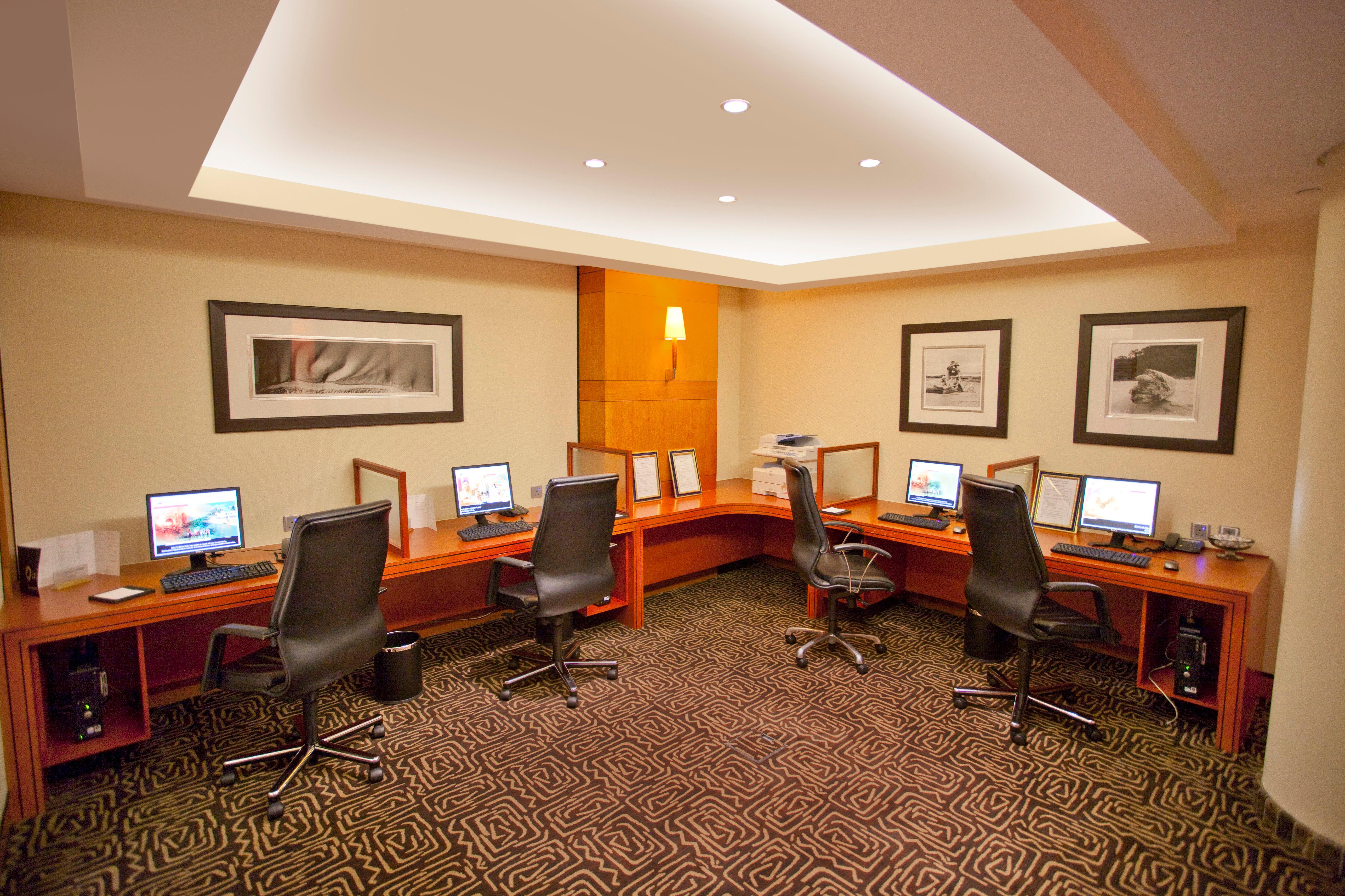 Intercontinental Johannesburg Or Tambo Airport Hotel By Ihg Kempton Park Facilités photo Business Center
